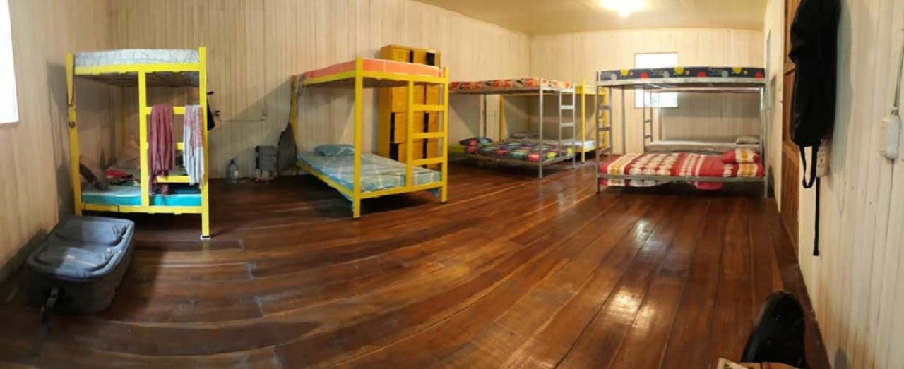 Madre Selva Hostel Puerto Viejo de Talamanca Bagian luar foto